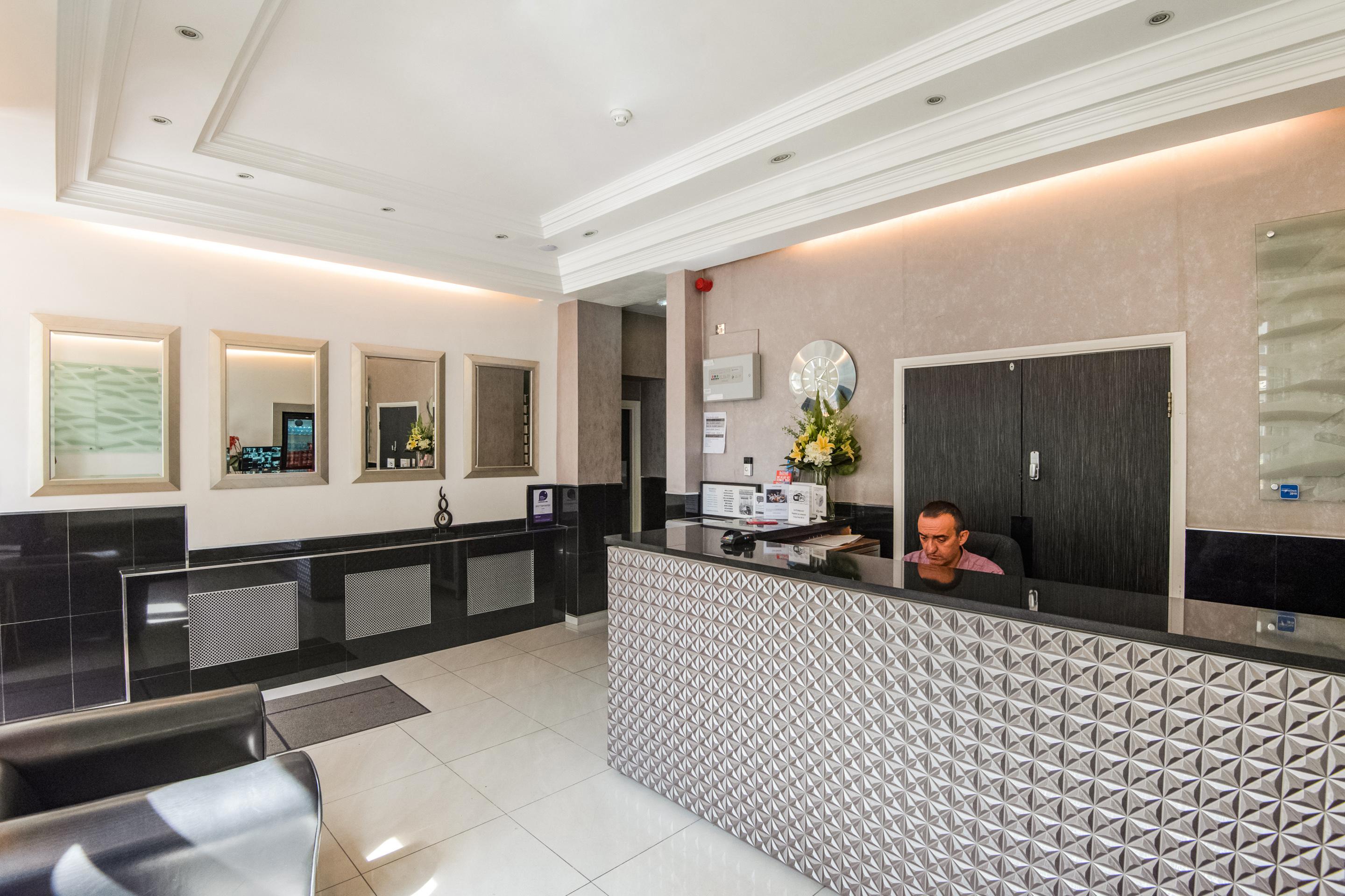 Huttons Hotel, Victoria لندن المظهر الخارجي الصورة
